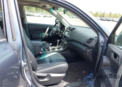 2013 Toyota Highlander Se V6 from USA, damaged, VIN 5TDBK3EH3DS213580